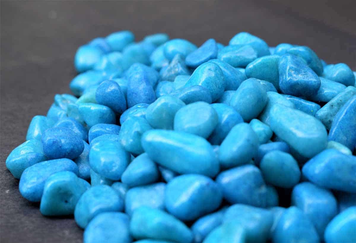 Neon Sky Blue Pebbles (25Kg bag)
