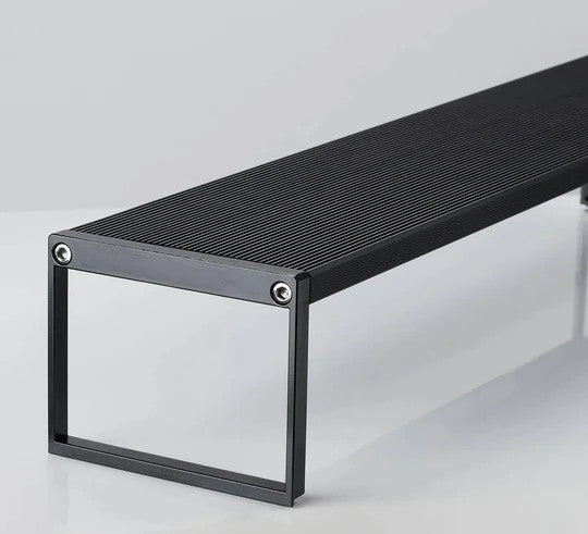 Chihiros WRGB-II Slim-120 LED Light for Vibrant Aquariums