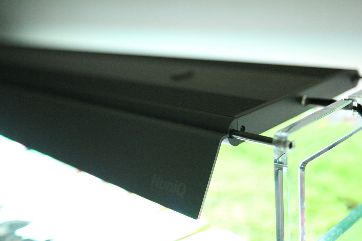 NuniQ M Line Planted | Freshwater Aquarium Light