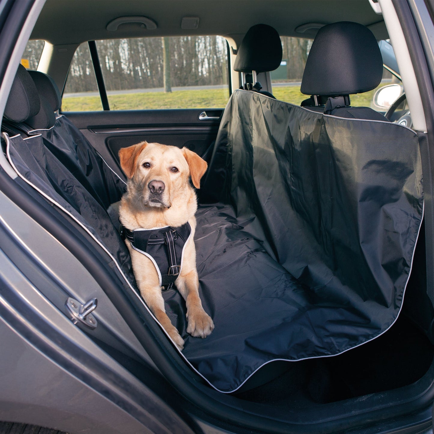 Trixie Car Seat Cover Black,1.45 x 1.60 meters - Petsgool Online